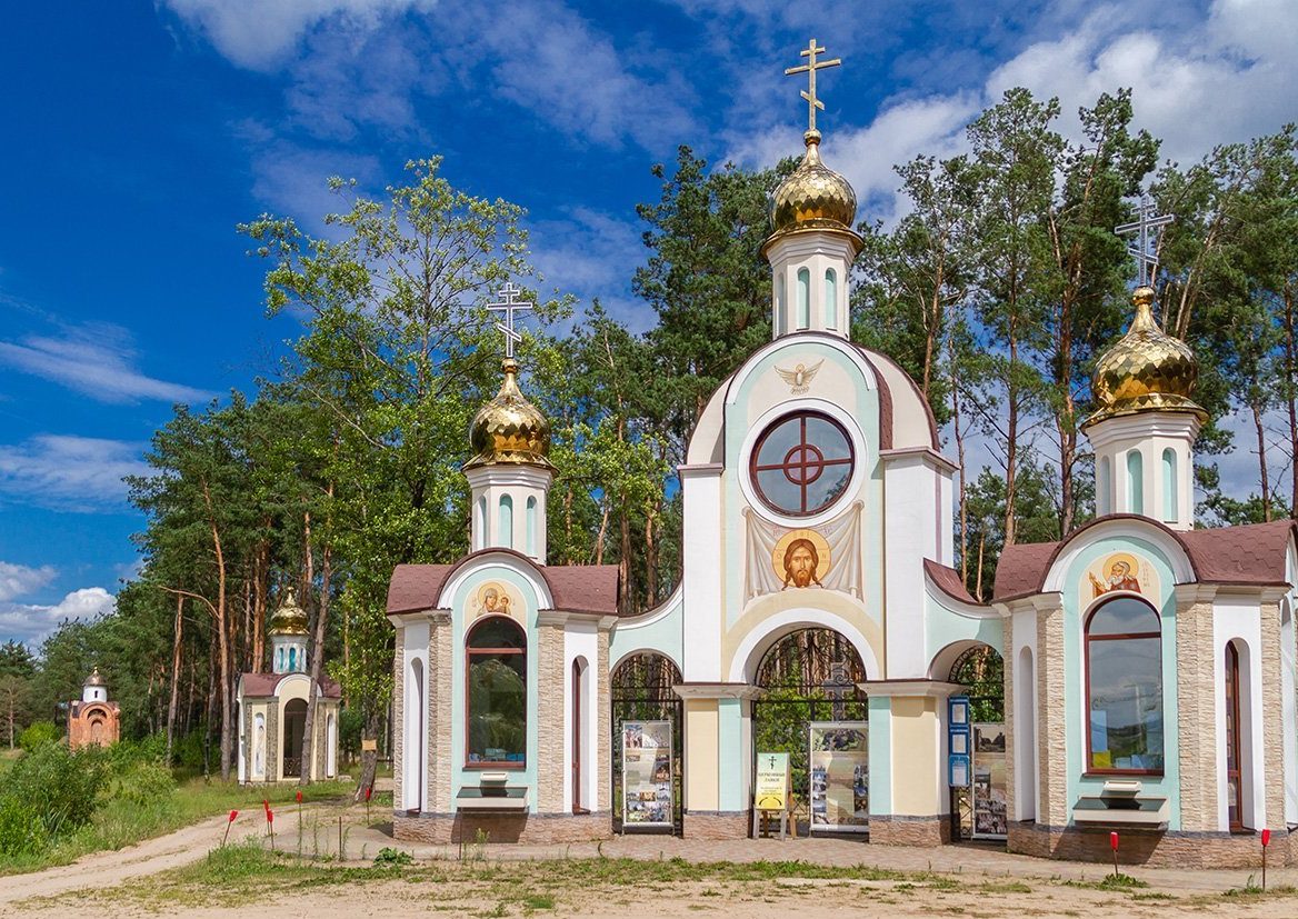 Белорусский Валаам отмечает 800 лет: подробности крестного хода в честь Лавришевского монастыря